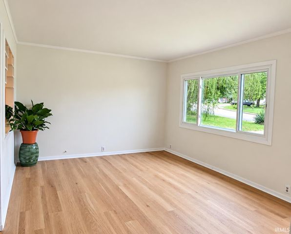5317 Warren Drive, Evansville, IN 47710