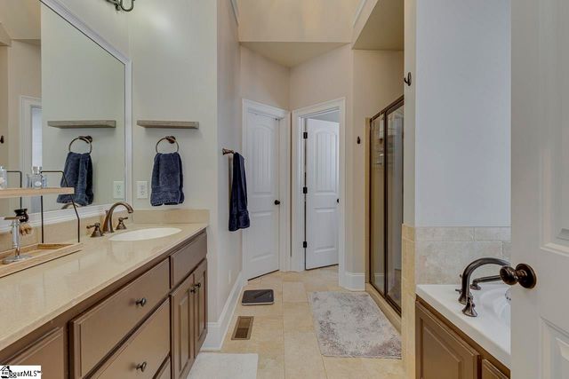 106 Kettle Oak Way, Simpsonville, SC 29680