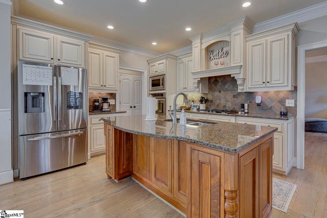106 Kettle Oak Way, Simpsonville, SC 29680