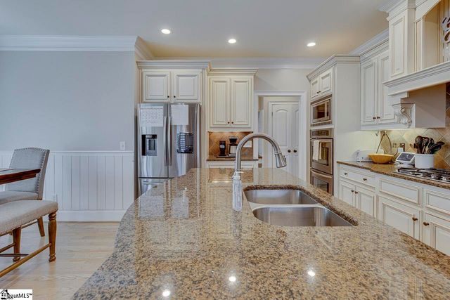 106 Kettle Oak Way, Simpsonville, SC 29680