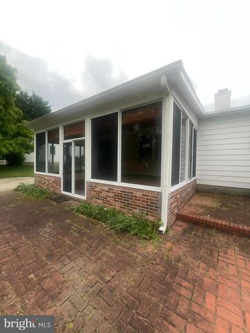 8 MONROE FIELD CT, Baltimore, MD 21228