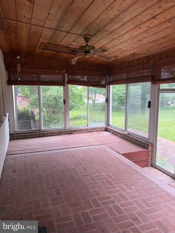 8 MONROE FIELD CT, Baltimore, MD 21228