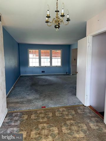 8 MONROE FIELD CT, Baltimore, MD 21228