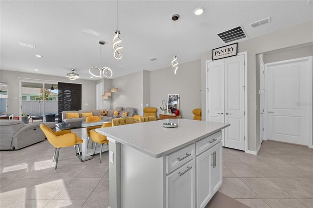 2706 SUMMER RETREAT LANE, Kissimmee, FL 34744