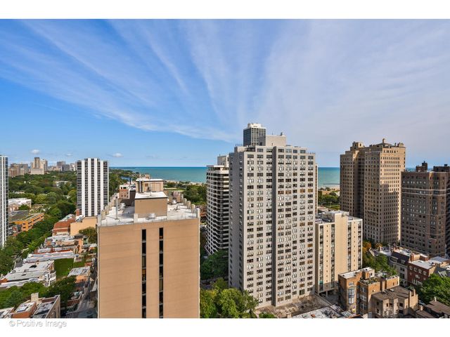 1410 N State Parkway 27A, Chicago, IL 60610