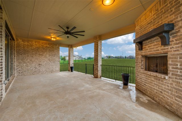 2101 Deer Run, Gunter, TX 75058