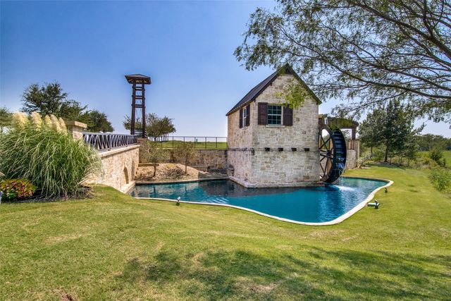 2101 Deer Run, Gunter, TX 75058