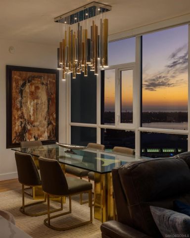 325 7th Avenue 2204, San Diego, CA 92101