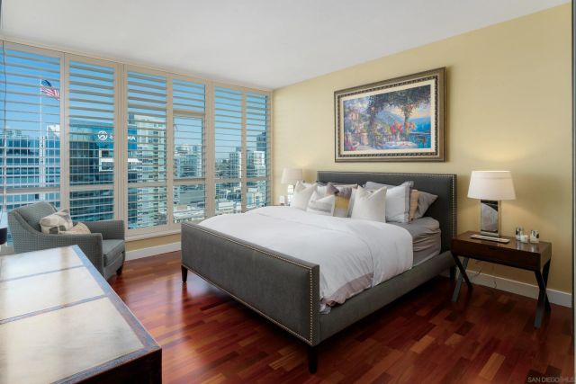 325 7th Avenue 2204, San Diego, CA 92101