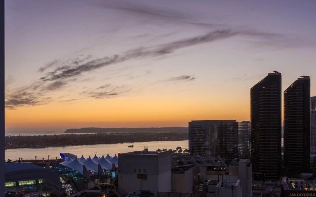 325 7th Avenue 2204, San Diego, CA 92101