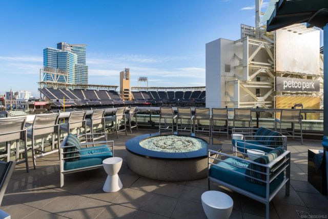 325 7th Avenue 2204, San Diego, CA 92101