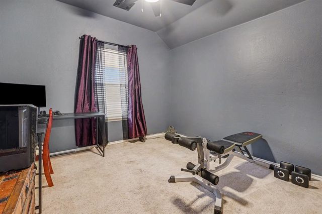 3847 Prairie Falcon Point, Edmond, OK 73034