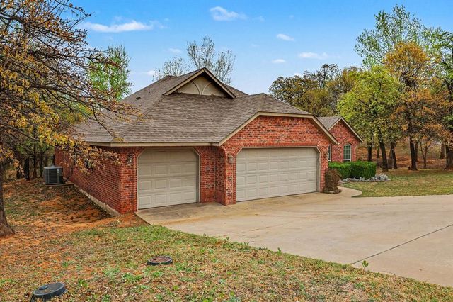 3847 Prairie Falcon Point, Edmond, OK 73034