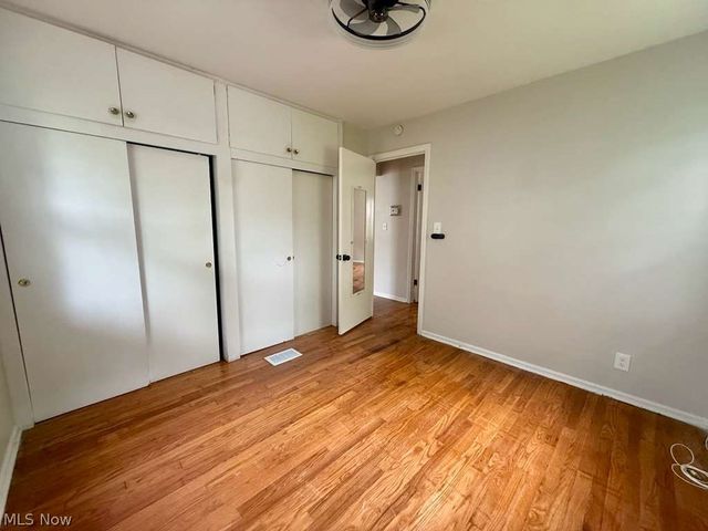 15811 Maplewood Avenue, Maple Heights, OH 44137