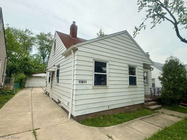 15811 Maplewood Avenue, Maple Heights, OH 44137