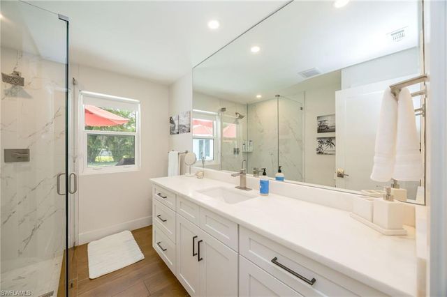 409 Cypress WAY E, Naples, FL 34110