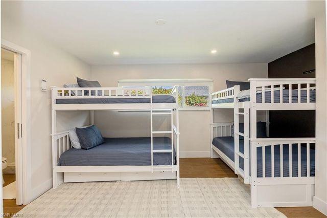 409 Cypress WAY E, Naples, FL 34110