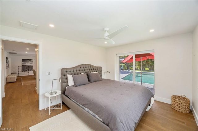 409 Cypress WAY E, Naples, FL 34110