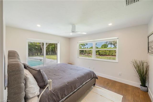 409 Cypress WAY E, Naples, FL 34110