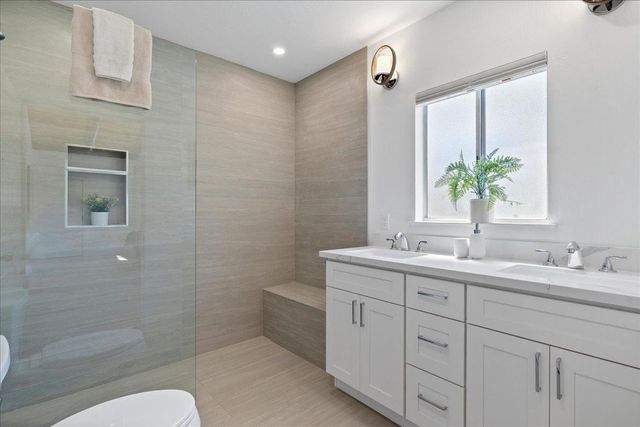 15 Naranja Way, Portola Valley, CA 94028