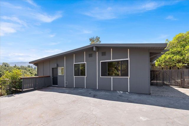 15 Naranja Way, Portola Valley, CA 94028