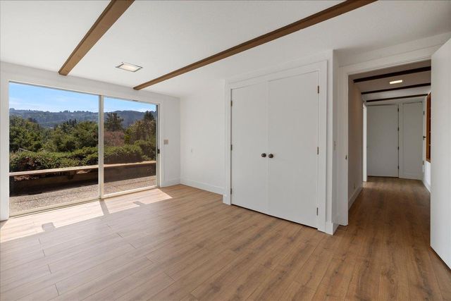 15 Naranja Way, Portola Valley, CA 94028