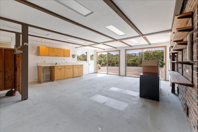 15 Naranja Way, Portola Valley, CA 94028