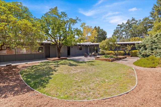 15 Naranja Way, Portola Valley, CA 94028