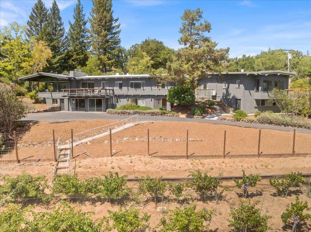 15 Naranja Way, Portola Valley, CA 94028