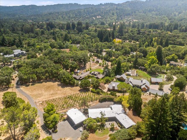 15 Naranja Way, Portola Valley, CA 94028
