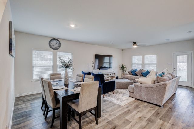 10305 Plumlee Lane, Aubrey, TX 76227