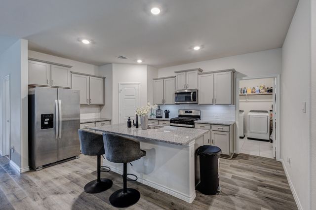 10305 Plumlee Lane, Aubrey, TX 76227