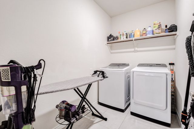 10305 Plumlee Lane, Aubrey, TX 76227