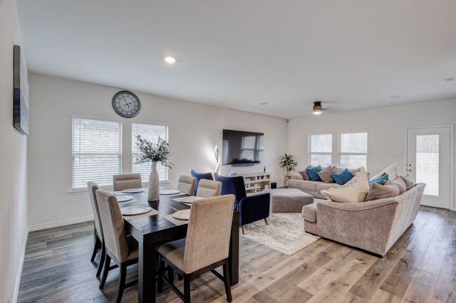 10305 Plumlee Lane, Aubrey, TX 76227