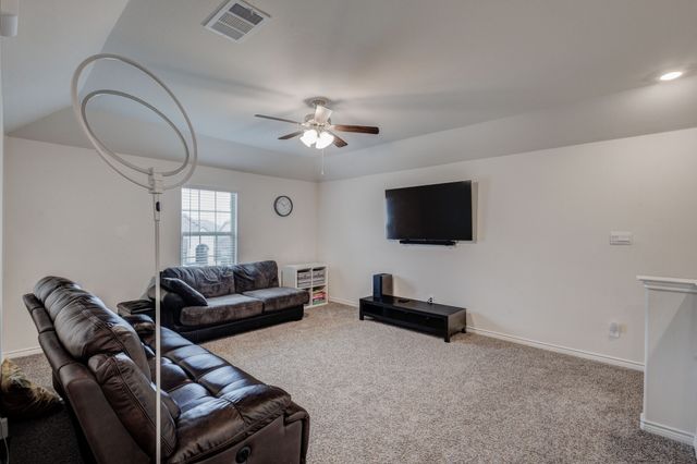 10305 Plumlee Lane, Aubrey, TX 76227