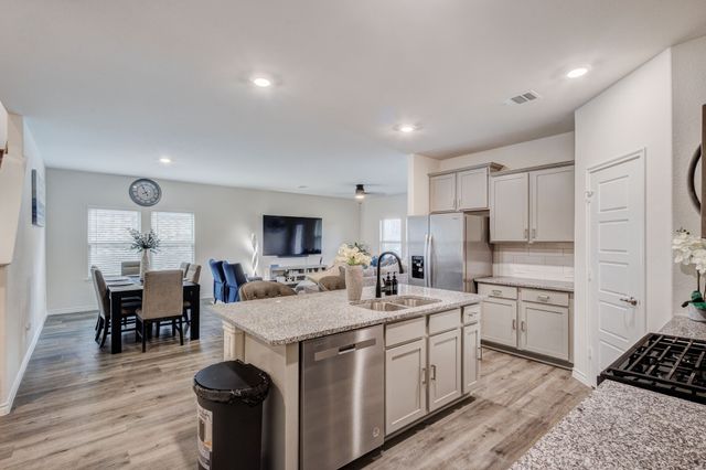 10305 Plumlee Lane, Aubrey, TX 76227