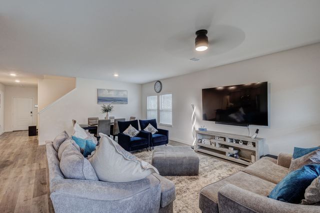 10305 Plumlee Lane, Aubrey, TX 76227