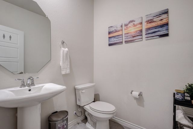 10305 Plumlee Lane, Aubrey, TX 76227