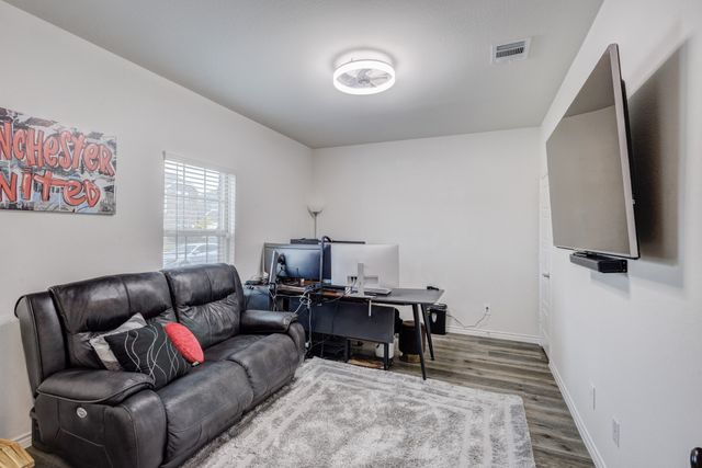 10305 Plumlee Lane, Aubrey, TX 76227