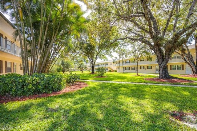 3325 Airport RD N F3, Naples, FL 34105