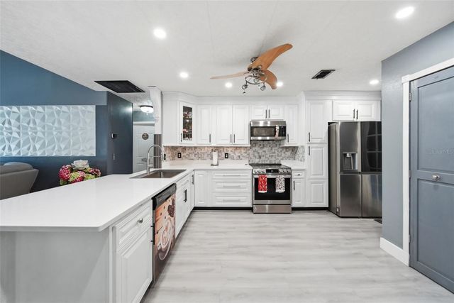10120 CHESHAM DRIVE, Orlando, FL 32817
