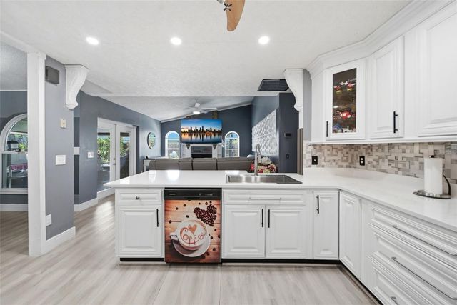 10120 CHESHAM DRIVE, Orlando, FL 32817