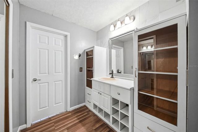 10120 CHESHAM DRIVE, Orlando, FL 32817