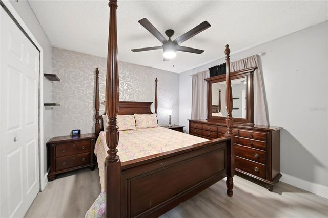 10120 CHESHAM DRIVE, Orlando, FL 32817