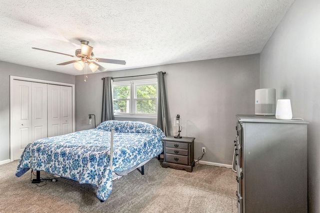 25 Pine Chase Drive, Carrollton, GA 30116