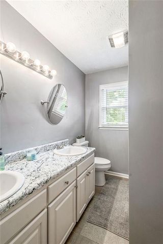 25 Pine Chase Drive, Carrollton, GA 30116