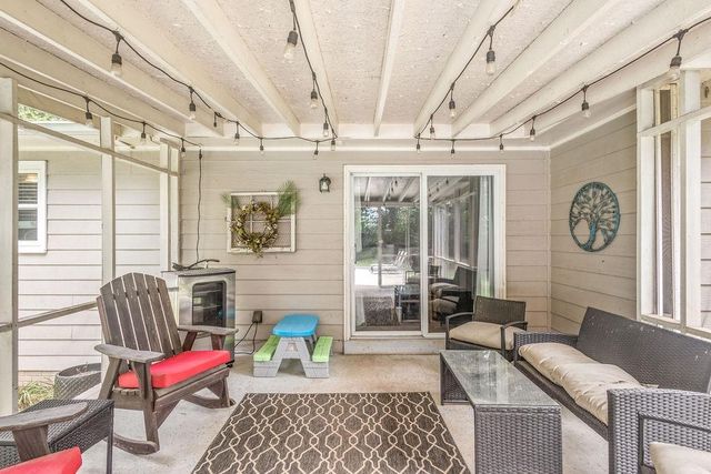 25 Pine Chase Drive, Carrollton, GA 30116