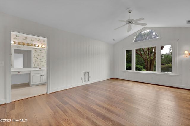 1846 Glen Eagles Lane, Wilmington, NC 28405