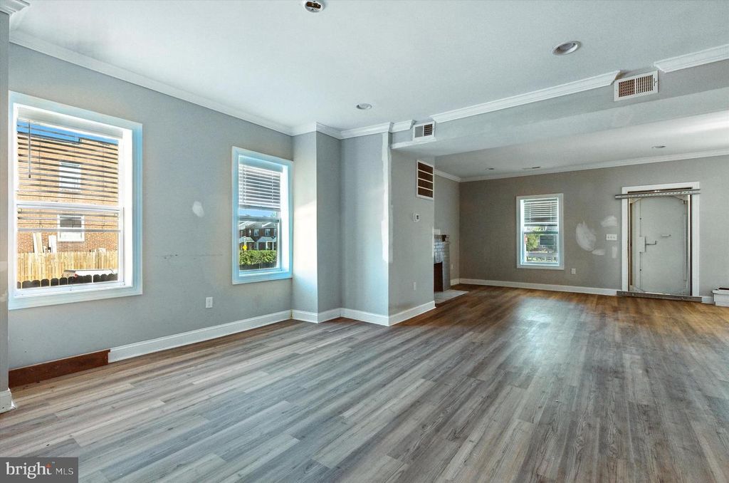 Image 15 of property listing at 4300 NORFOLK AVE, Baltimore, MD 21216