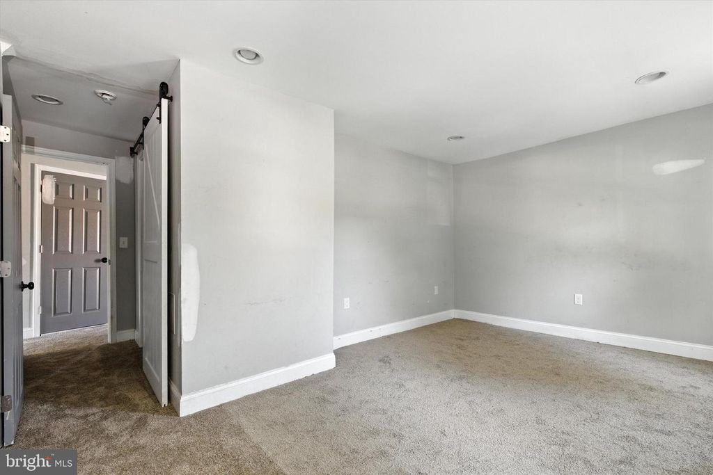 Image 25 of property listing at 4300 NORFOLK AVE, Baltimore, MD 21216